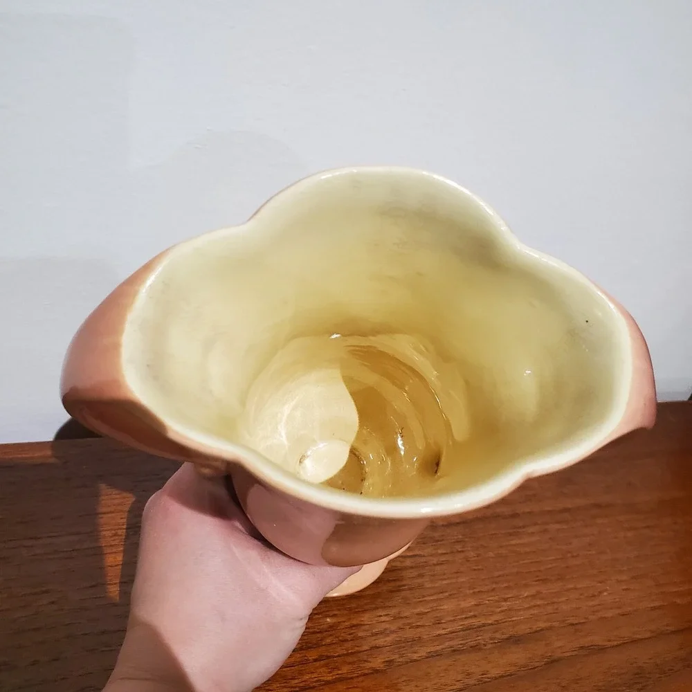Vintage Red Wing Pottery Vase‎ # 1054 Peach and Creme with Handles